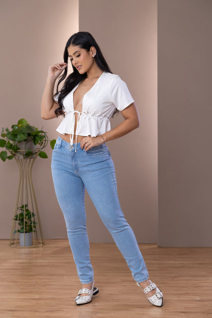 SKINNY JEANS CON REALCE