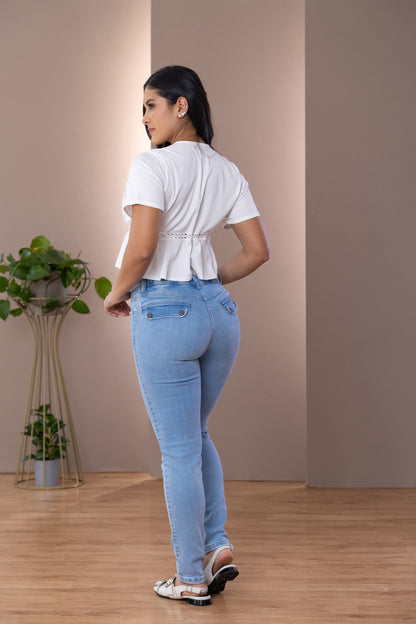 SKINNY JEANS CON REALCE