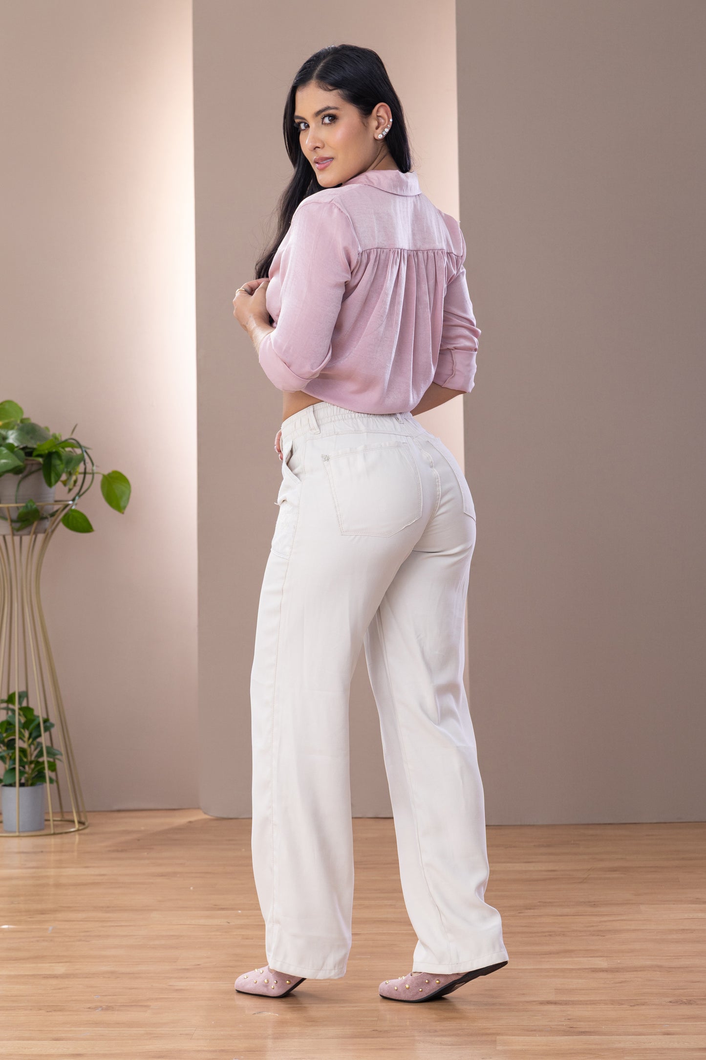 PANTALÓN ENCAJE BOLSILLOS